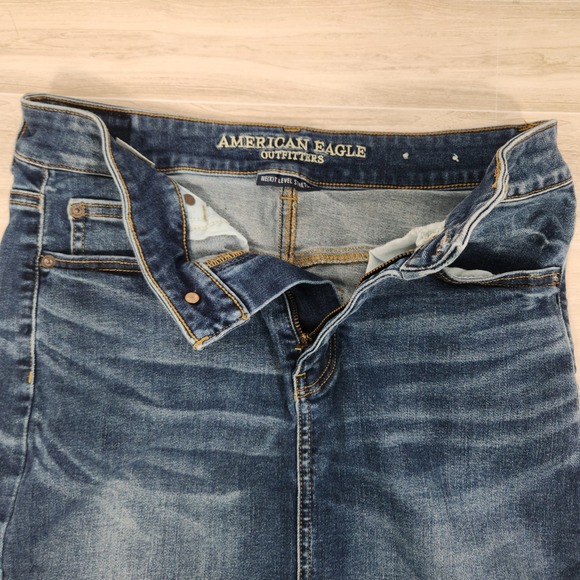 American Eagle Hi-Rise Denim Mini Skirt Dark Wash Stretch Casual Size 8 - Picture 5 of 8